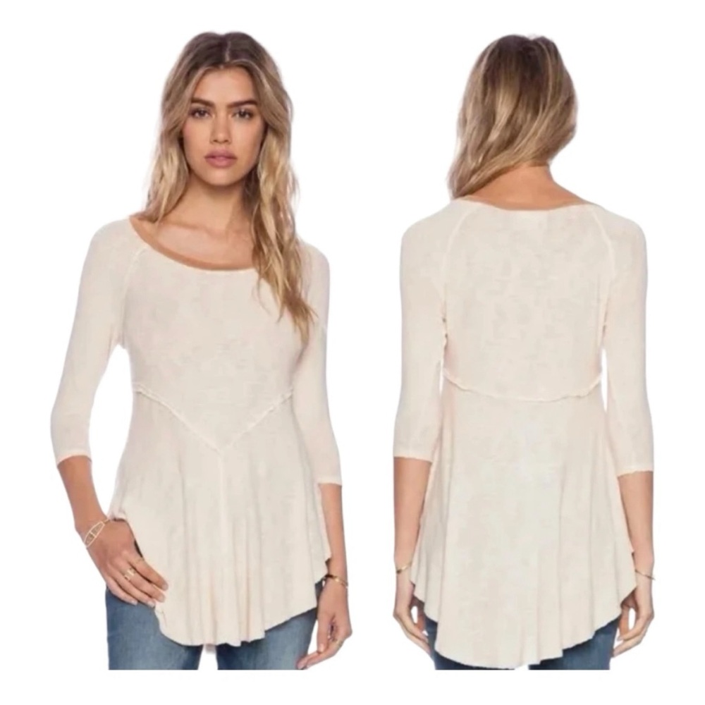 Intimately Free People light tan/pink long sleeve V-neck knit pajama top size L